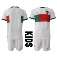 Camisa de Futebol Portugal Equipamento Secundário Infantil Mundo 2022 Manga Curta (+ Calças curtas)